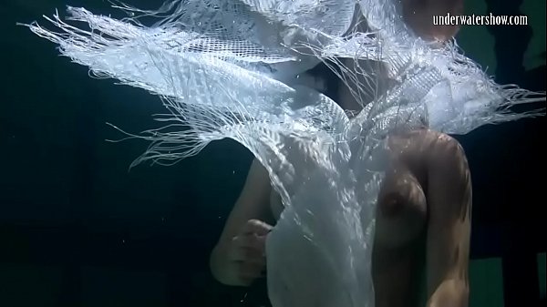 Polcharova And Siskina Dripping Aroused Underwater Lesbians