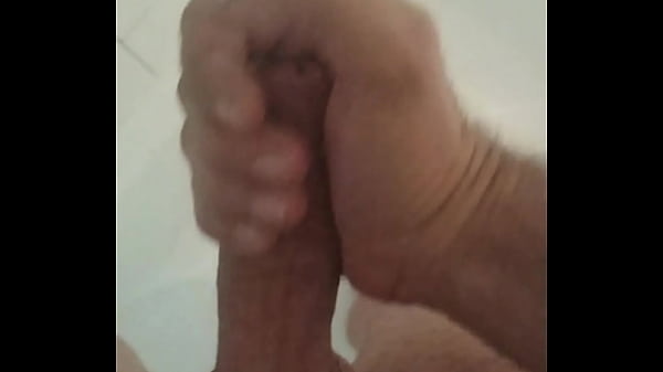 En La Ducha...viendoles