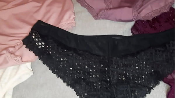 Colección De Calzones De Mi Amiga Con Los Que Me Divierto Cuando No Está