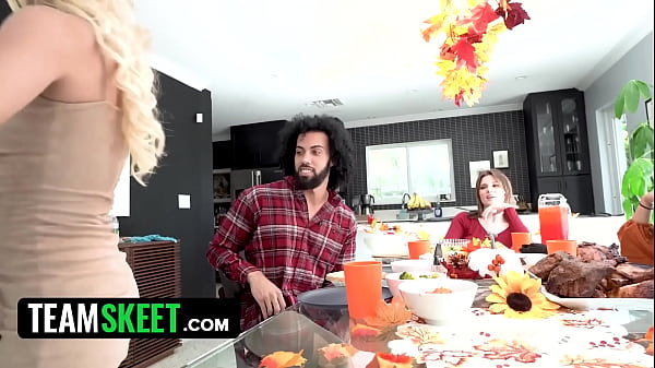 Thanksgiving Lunch With The Besties Turns Into A Sultry 4some Of Three Hotties Swapping One Rod