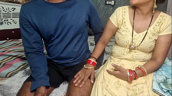 आशीष की सौतेली मॉम चुद गयी मेरी जब वो घर अकेली थी Hindi Audio