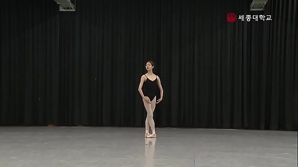 Korean Ballet Dancer