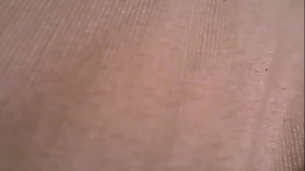 COLEGA DE QUARTO FILMA ESCONDIDO EU FUDENDO A AMIGA NA FRENTE DELA