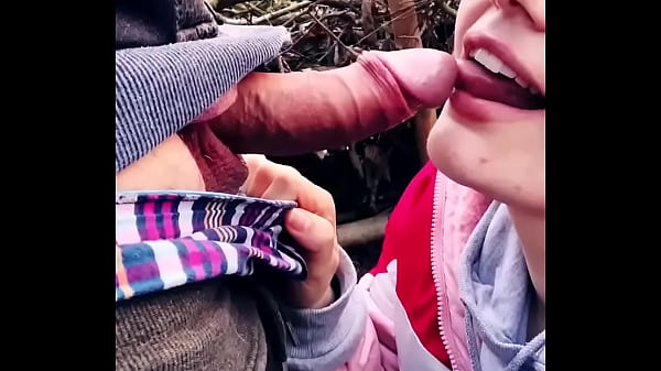 Sarah Sota Gets A Face Finish In A Public Park - Almost Got Caught While Screwing Outdoor