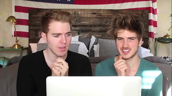 REACTING TO PORN! (with JOEY GRACEFFA)