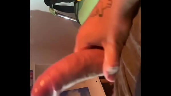 NOVINHO LUCAS NOBRE BATENDO ATÉ GOZAR
