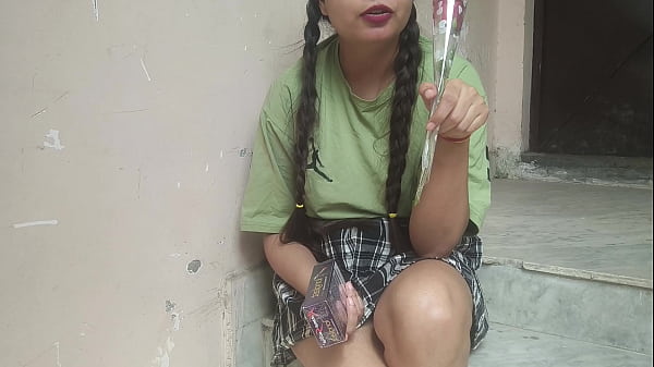 Indian Smoking Pretty College Doll Boy Gift Condom Packet Saara Beguile With Your Velvety Cunt Nurse Her Member Close Up In Hindi