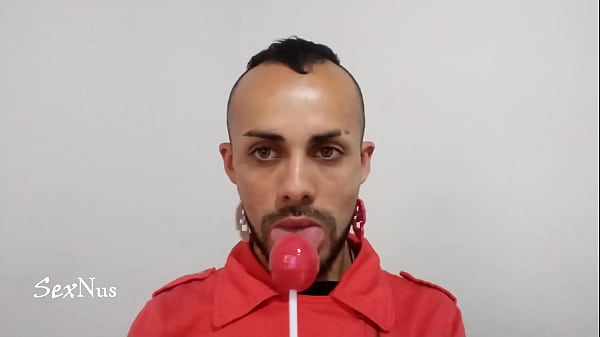 Chupando Un Gran Dulce