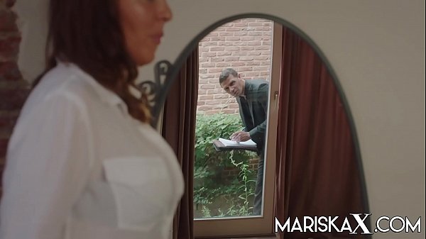 MARISKAX Angelique Luka Pays Her Bills To The Bailiff