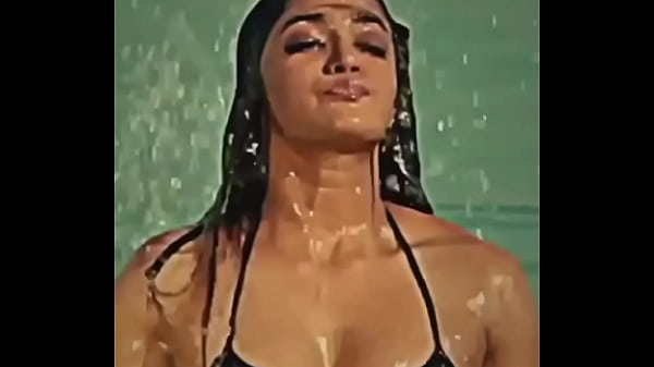 Desi South Actress Scorching ?