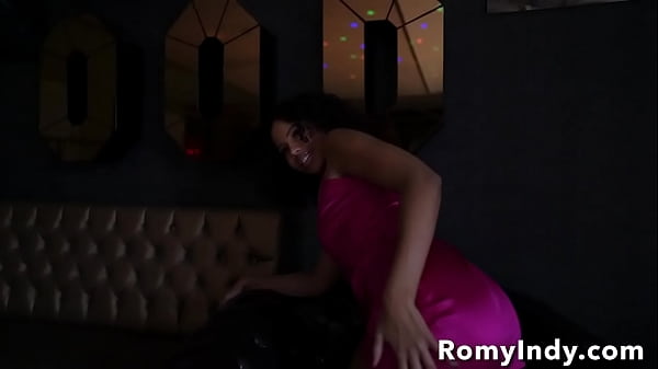 Romy Indy Sex Thick Rear Ebony Striptease