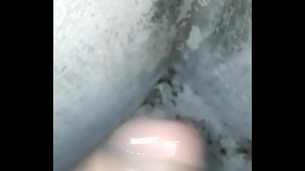 JALANDOMELA HASTA SACARME TODA LA LECHE CALIENTE