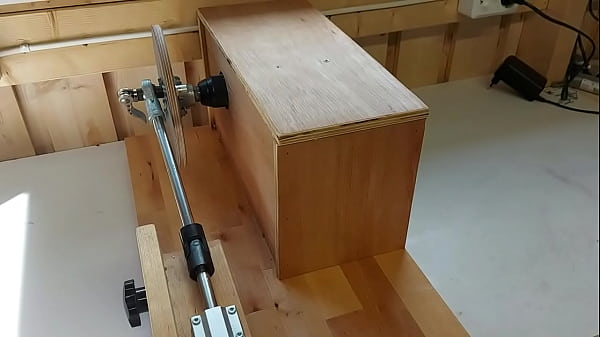 Screwing Machine With A Monsterdildo - DIY Real