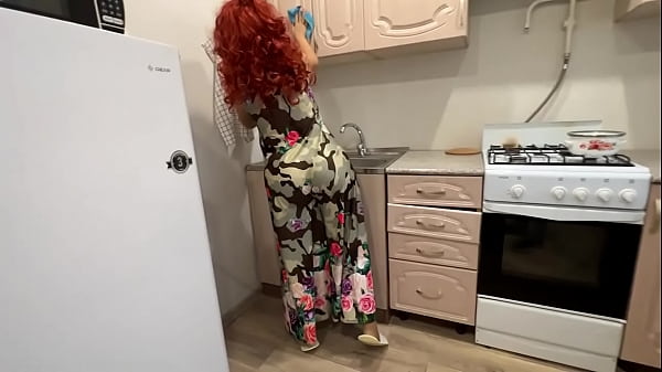 Stepmother Twists Her Thick Rear And Hopes For Backdoor Sex With Her Son