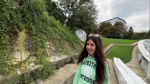 Public Pickup - Brought The Stunner To The Bushes And Offered To Have Sex