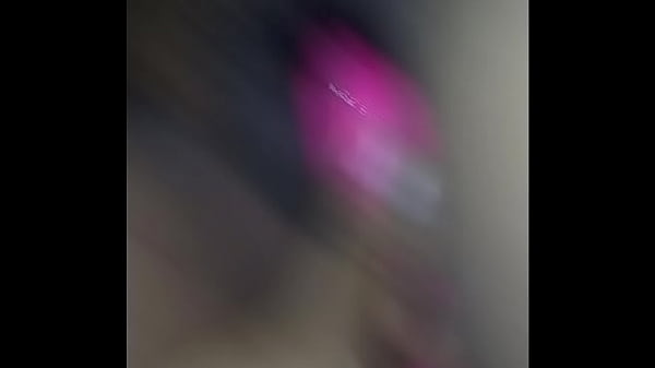 Pareja De Novios Juegan Con Juguetes Sexuales