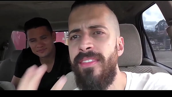 CARNE DEL MERCADO - Colombian Coed Exhibits Full Ass And Gets Screwed In Threeway