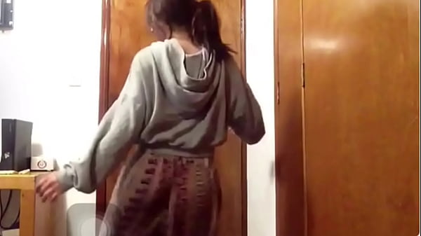 Dancing 'Pon De Replay'