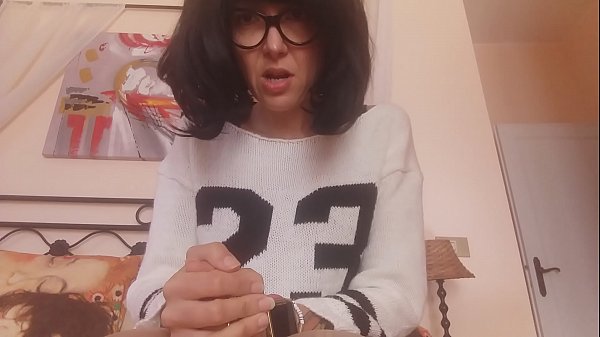 The Sister-in-law Is Desperate! Blackmail Is Extremely Too Difficult To Bear