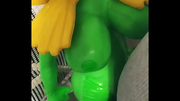 The Stacker: Lime Mermaid Daphne Gets Stabbed Bounces It Wild