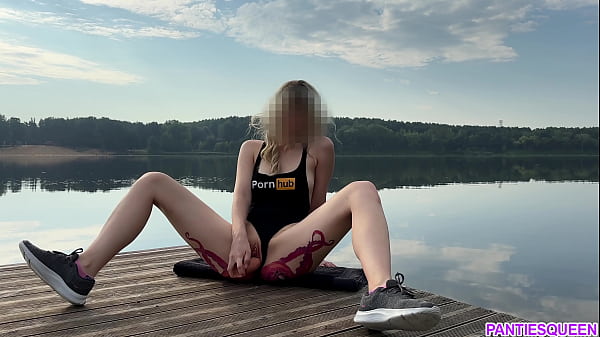 Octopus Decorated Rear Jumps On Dildo On A Public Lake