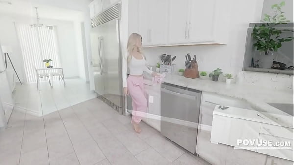 Helping Step-mom Get Through Divorce - Kayla Kayden, Jay Rock