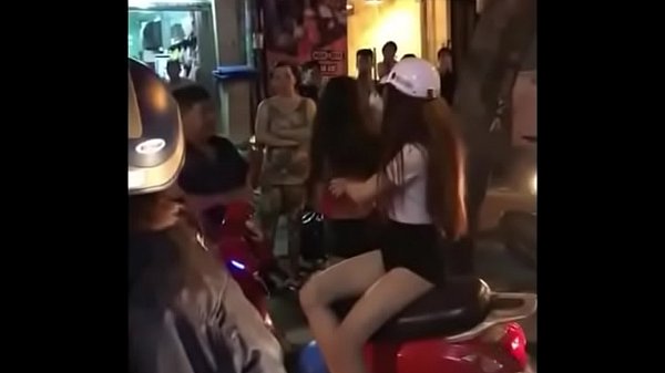Căng đét Với Em Blazing Girl Saigon Nay....