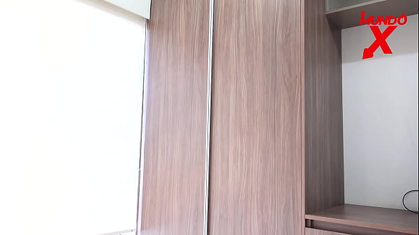A Newcomer Broke Into Her House And She Gets Her Ass Broken By Him MUNDOXXX.COM