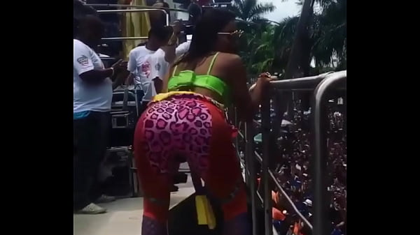 Anitta Muito Gostosa 2017