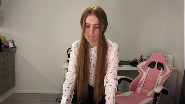 A Pupil Serves A Blowjob To A Professor For Grades