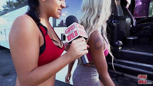 GALS GONE WILD - Black Honey Sarai Minx Jumps On The Stripper Pole