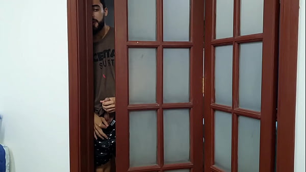 CONTO ERÓTICO DE FAMILIA : SONHEI QUE ERA O BOY GOSTOSO DA ACADEMIA, MAS ERA SO SONHO