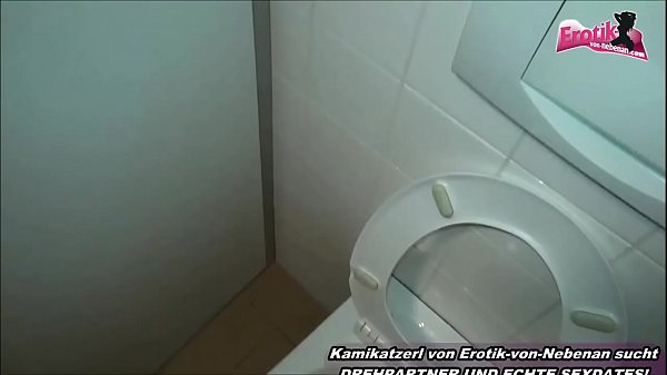 SKANDAL - SEX AUF DER TOILETTE VON DEUTSCHER SCHULE