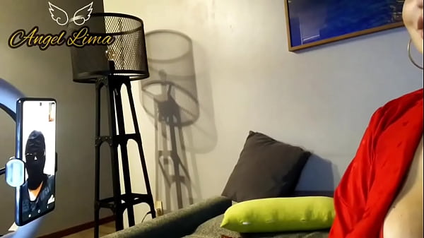 Sweetheart Lima Numa Live Com O Fã Sorteado Para Gravar Cena