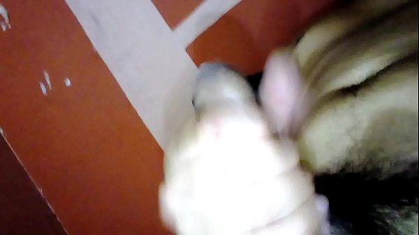 Aburrido Solo Jugando Con Mi Muñeco