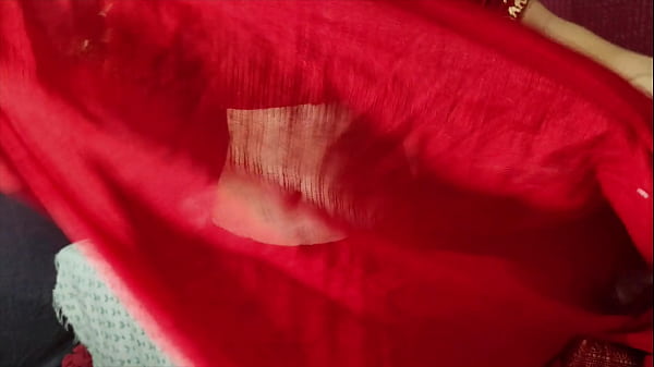 Saari Ke Pallu Mein Chhupi Bhabhi, Devar Ne Khola Har Raaz!