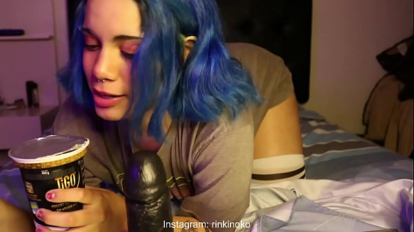 Chica Friki Se Mete Toda Tu Verga A La Boca