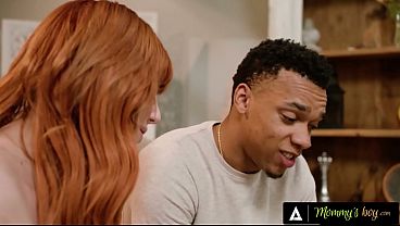 MOMMYS BOY - Massive Naturals Stepmama Lauren Phillips Gives Gritty Interracial Fuck To Thoughtful Stepson