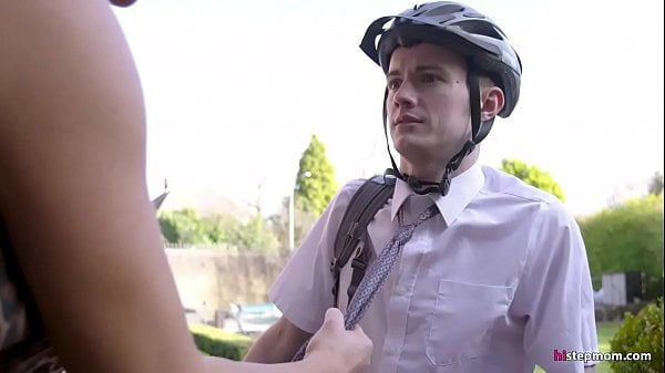 Angry STEPMOM Makes A Religious Dude Smash Her Rump