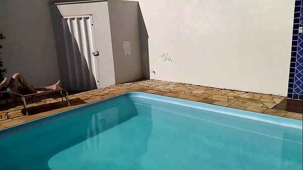 Pernocas E Joy Cardozo Fodem A Beira De Piscina Em Festa Regada A Muito Wisky