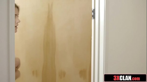 Stepkid Can't Stop Stepmother From Stuffing Her Boyfriend (Adria Rae, India Summer)