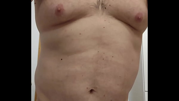 Beau Mec Soft Se Branle Les Gros Seins