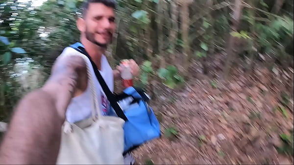 Novinha Gostosa Toda Natural Adora Fuder Na Areia !