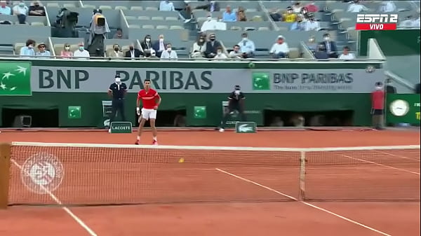 DJOKOVIC HUMILLA A NADAL RG2021