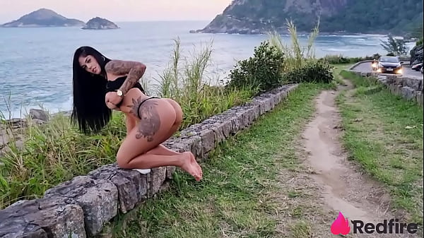 Morena Gostosa Shayenne Samara Exibiu Seu Corpão Na Praia E Arrastou Dotado Pra Foder