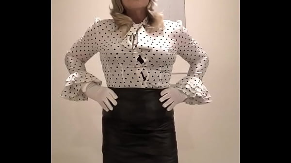 Veronica Stocking In Drag