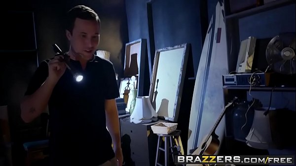 Brazzers - Cuties Like It Giant - Piper Perri And Jessy Jones - Jillin In The Box