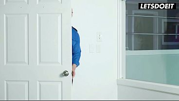 Voluptuous Ebony On Her Knees... Drooly Bj Then Bent Over For Booty Stuff