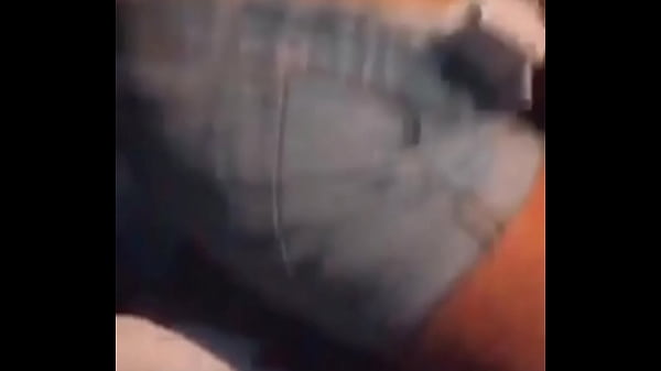 Moviendo El Culo