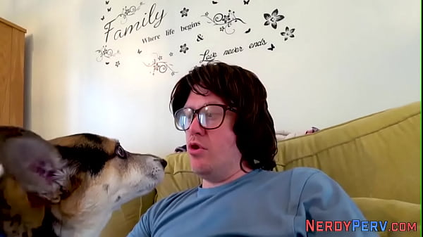 Yorkshire Nerd Get Bj From Curvy Brits